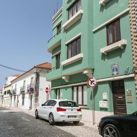 Old Town House Apartment Peniche Bagian luar foto