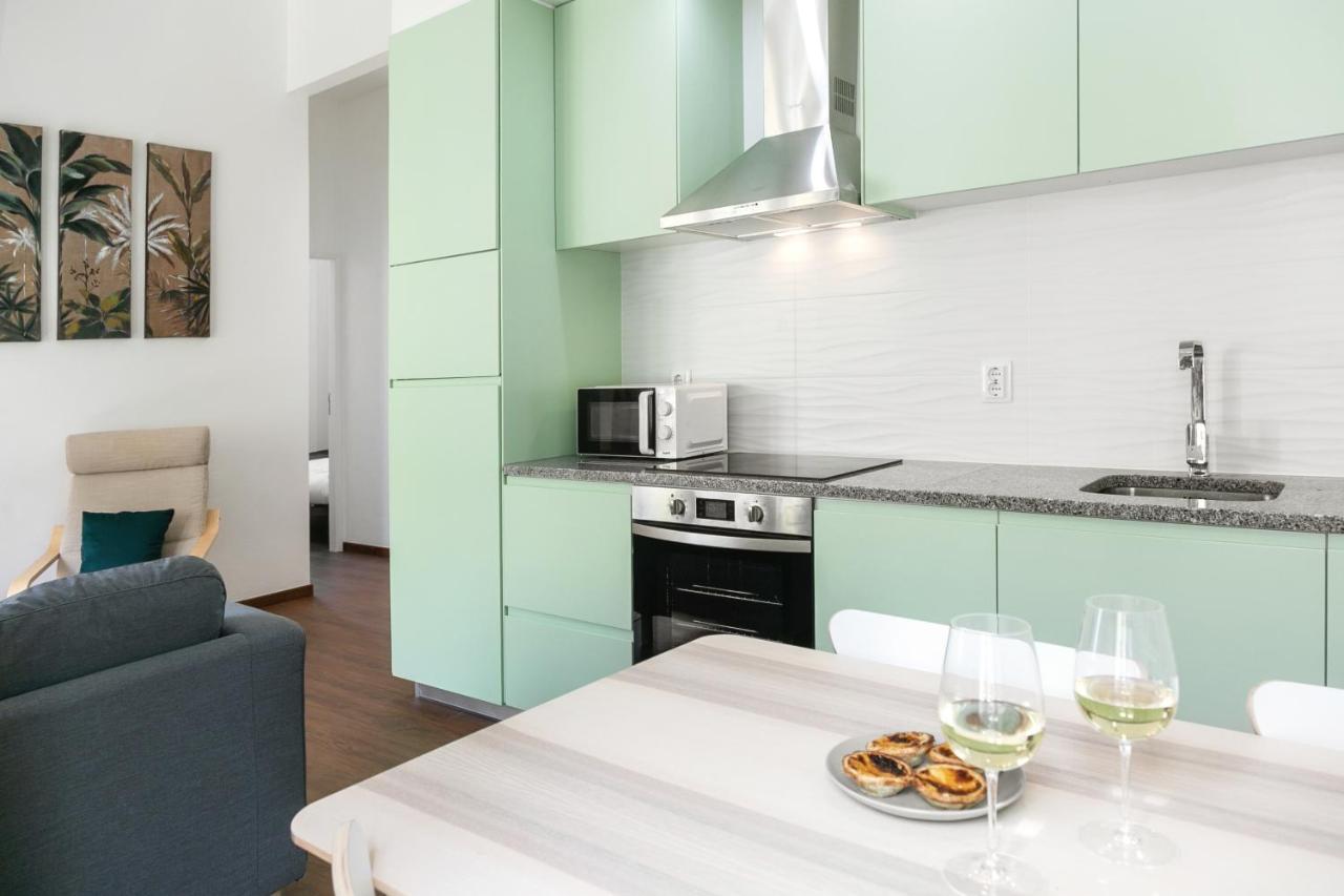 Old Town House Apartment Peniche Bagian luar foto