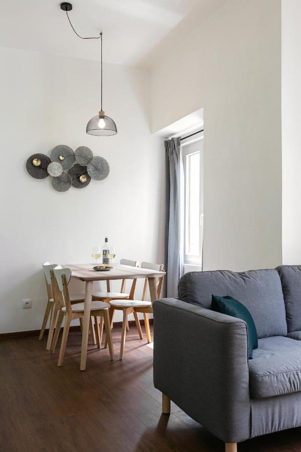 Old Town House Apartment Peniche Bagian luar foto