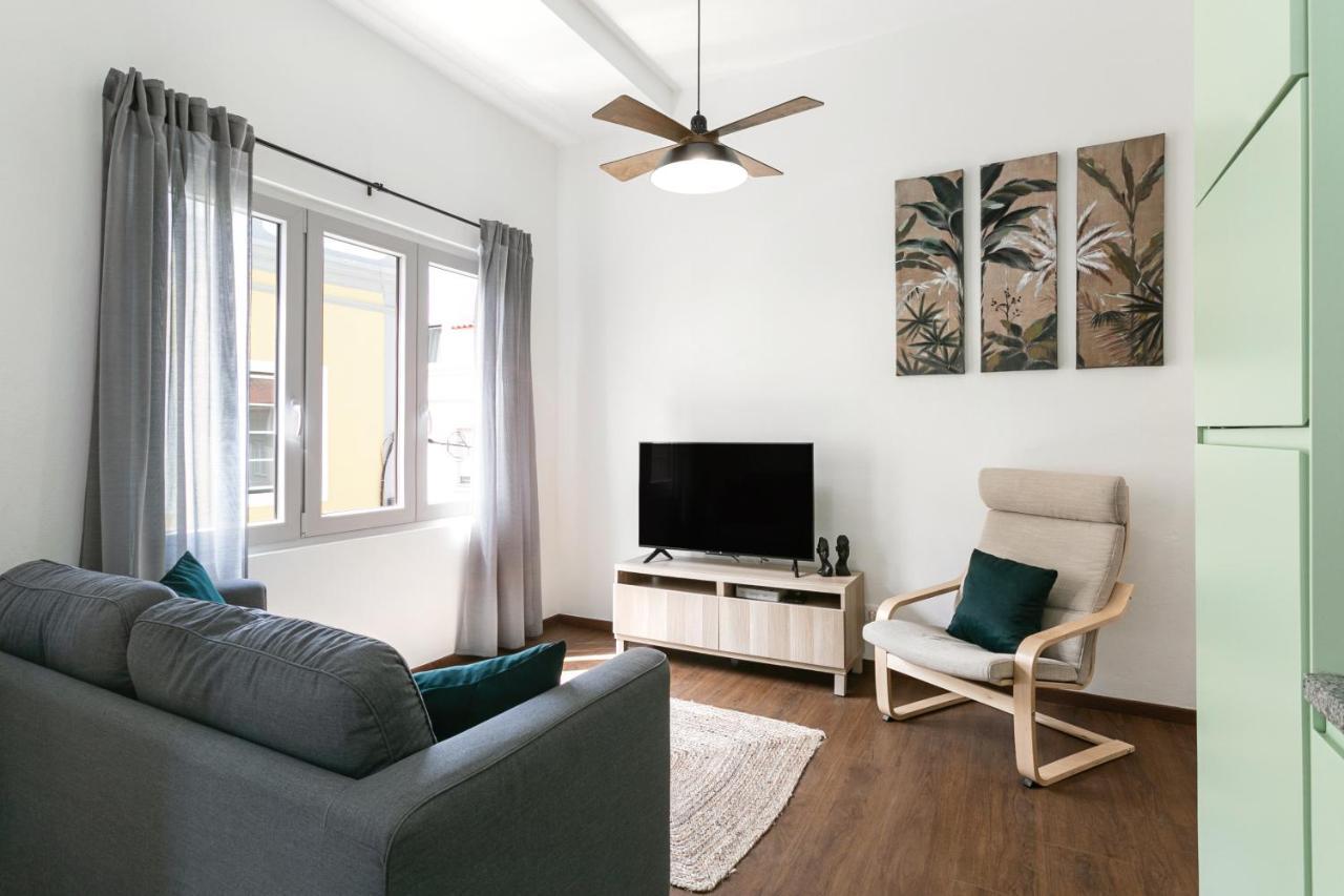 Old Town House Apartment Peniche Bagian luar foto